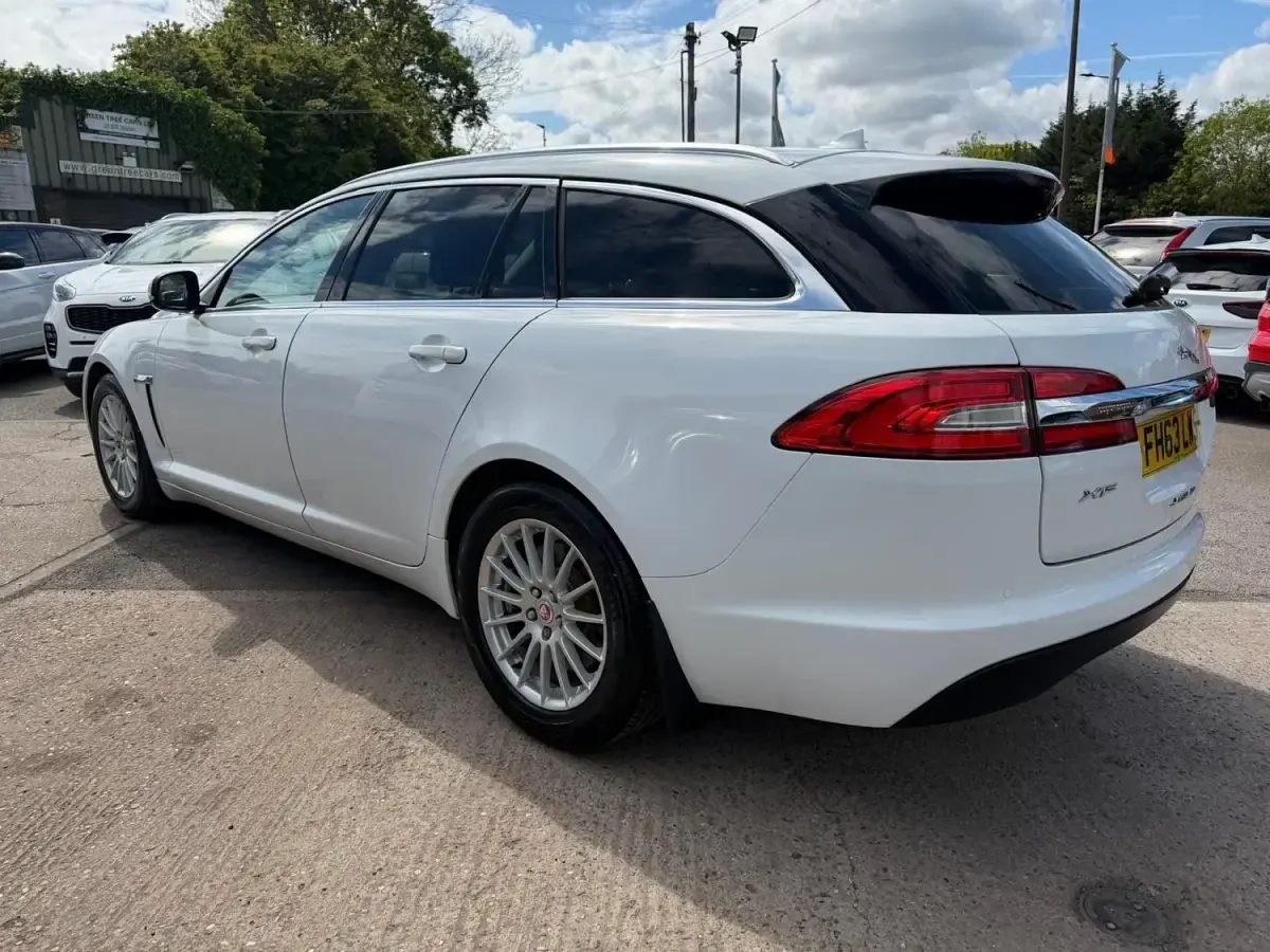 Second-hand Jaguar XF Business Edition 2014 Alb Break