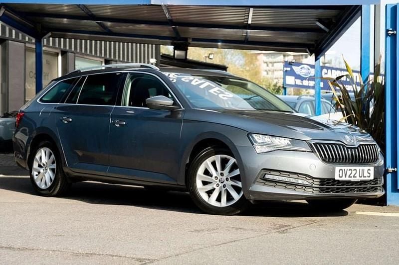 Used Skoda Superb SE Technology 150 HP (110 kW) 2022 Grey Estate