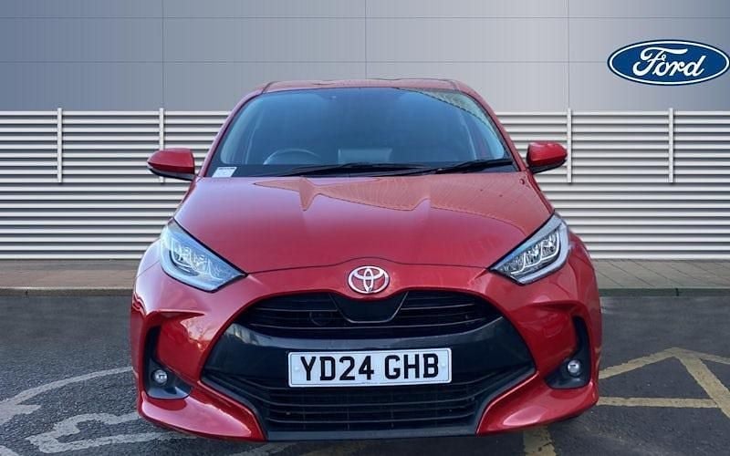 Used Toyota Yaris Hybrid Design 116 HP (85 kW) 2025 Hatchback