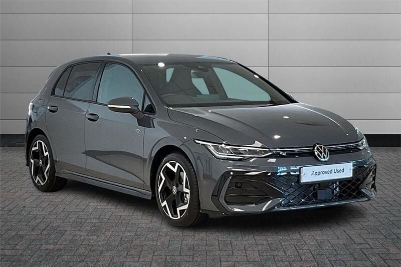 Grey New 2025 VW Golf VIII R-line Hatchback | £32,550 (Good price) - Image 1/4