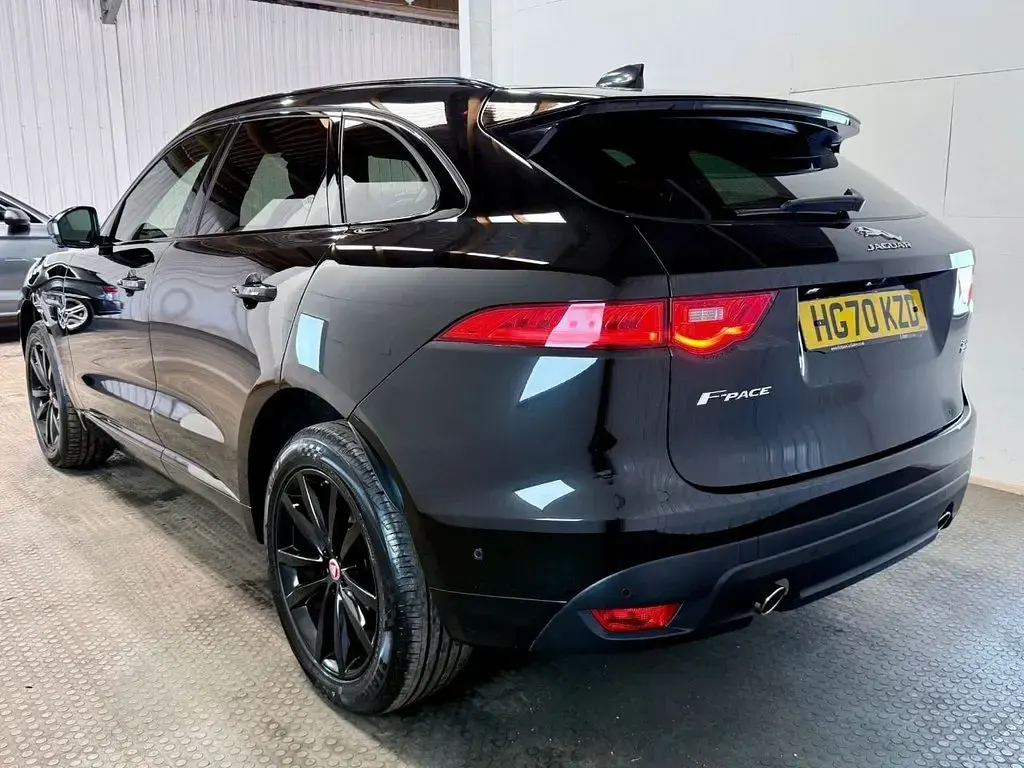 Used Jaguar F-Pace Chequered Flag 240 HP (176 kW) 2020 Black SUV