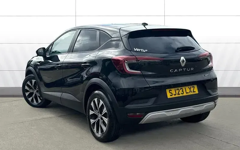 Used Renault Captur Evolution 145 HP (106 kW) 2023 Black SUV