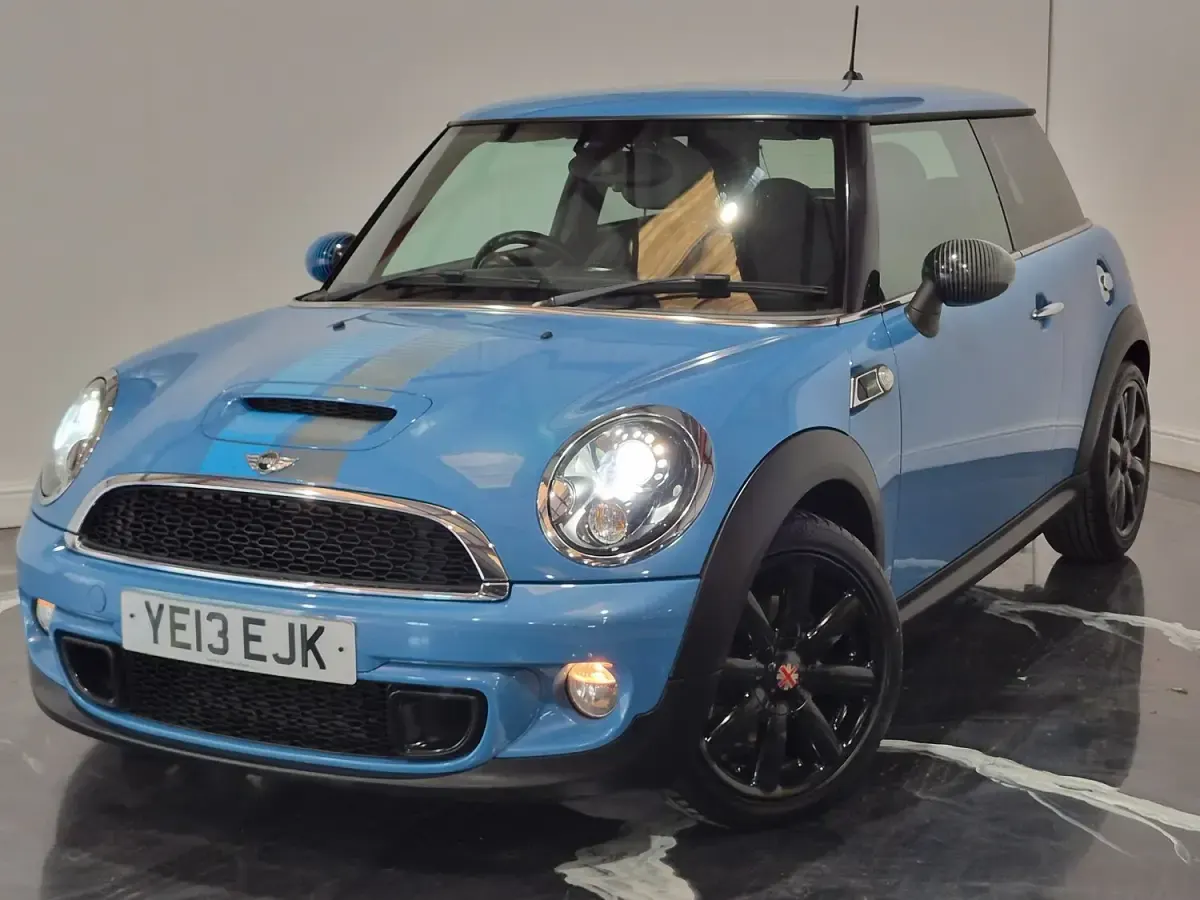 Used Mini Cooper S Hatch 184 HP (135 kW) 2013 Blue Hatchback
