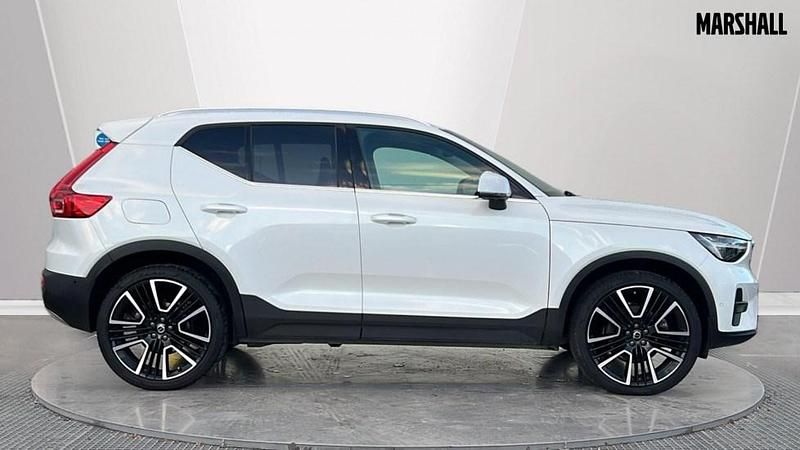 Used Volvo XC40 Ultra 197 HP (144 kW) 2025 White SUV