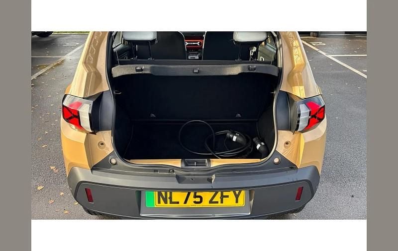 Used Dacia Spring Expression 47 kW (65 HP) 2025 Beige Hatchback