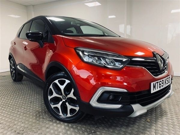 Red black Used 2019 Renault Captur GT-Line SUV | £10,250 (Fair price) - Image 1/1