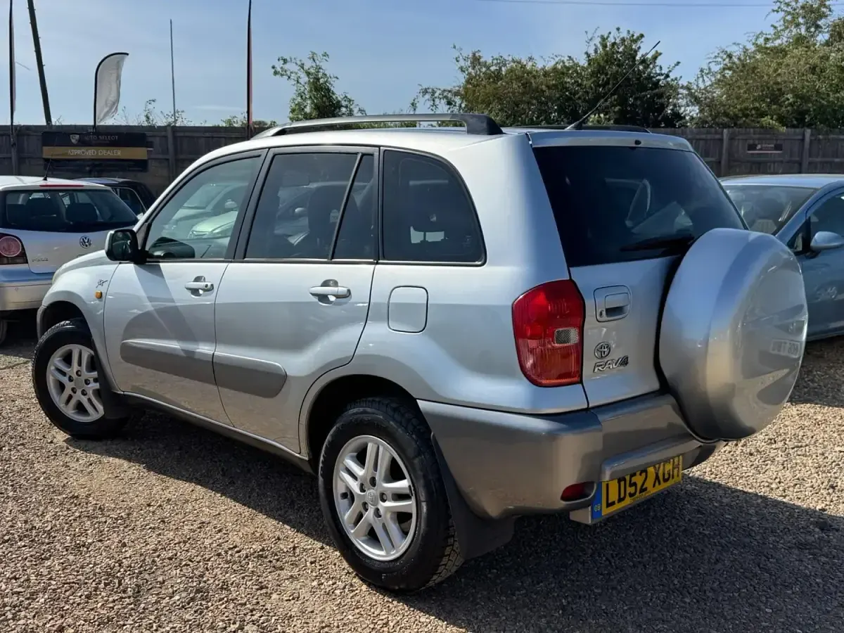 Used Toyota RAV4 2002 Silver SUV