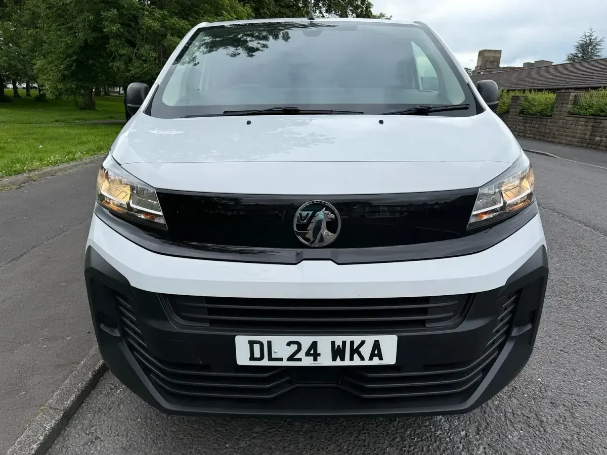 Used Vauxhall Vivaro 2024 White MPV
