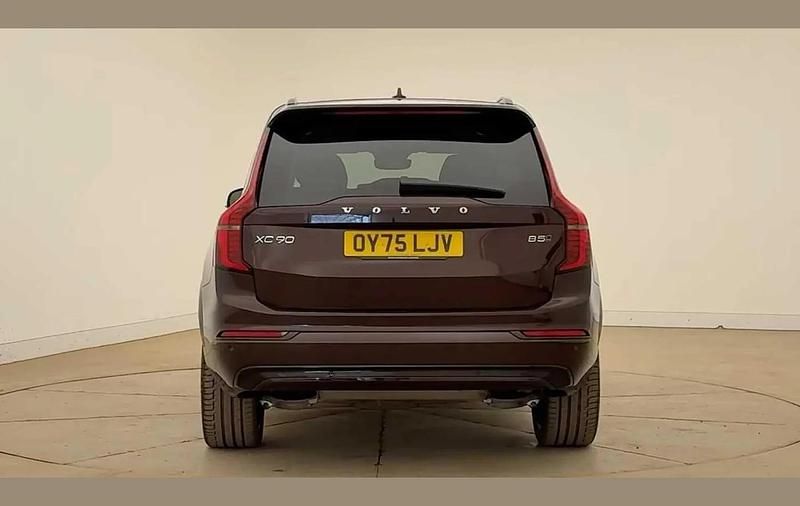 Used Volvo XC90 Plus 247 HP (181 kW) 2025 Red SUV