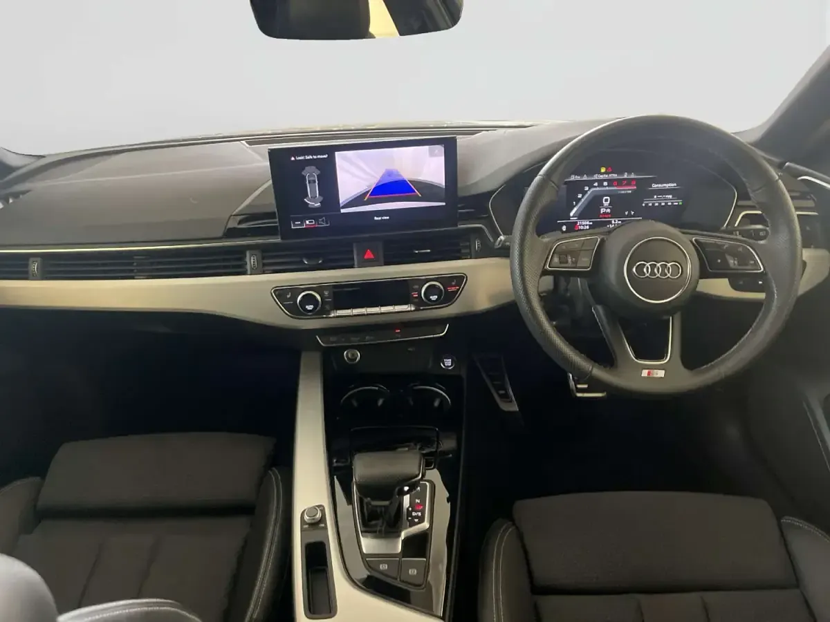 Usado Audi A4 S-Line 204 CV (150 kW) 2024 Blanco Familiar
