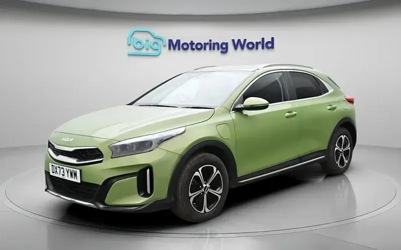Usado Kia XCeed 141 HP (103 kW) 2023 Verde SUV