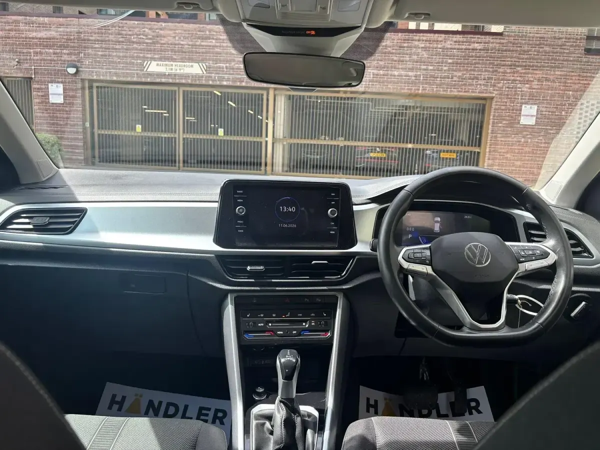 Used VW T-Roc Life 150 HP (110 kW) 2023 Grey SUV