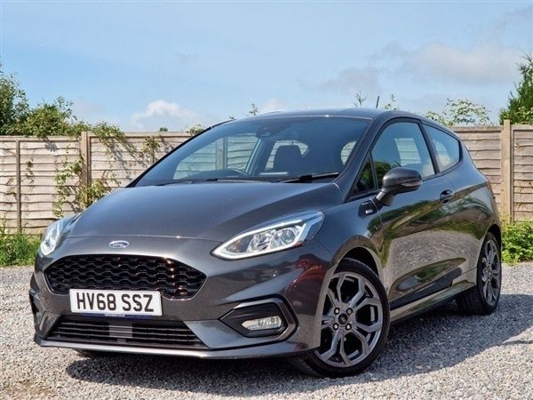 Grey Used 2018 Ford Fiesta ST-Line Hatchback | £8,490 (A bit pricey) - Image 1/1