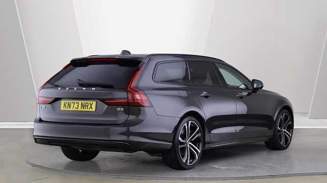 Used Volvo V90 Ultimate 250 HP (183 kW) 2024 Grey Estate