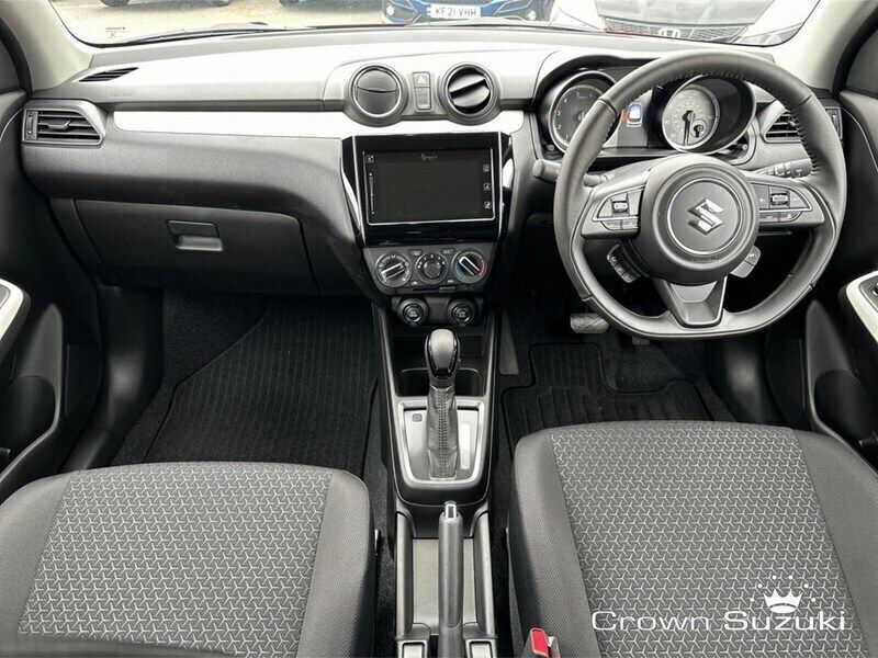 Used Suzuki Swift SZ-T 82 HP (60 kW) 2023 Red Hatchback