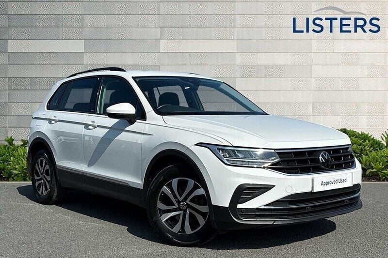 Pure white Used 2022 VW Tiguan Active SUV | £22,990 (Fair price) - Image 1/4