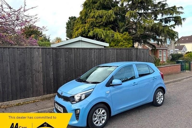 Used Kia Picanto 83 HP (61 kW) 2017 Blue Hatchback