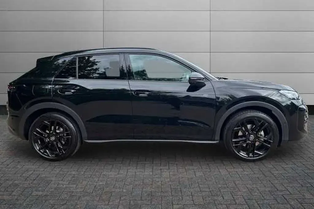 Used VW T-Roc 150 HP (110 kW) 2026 SUV