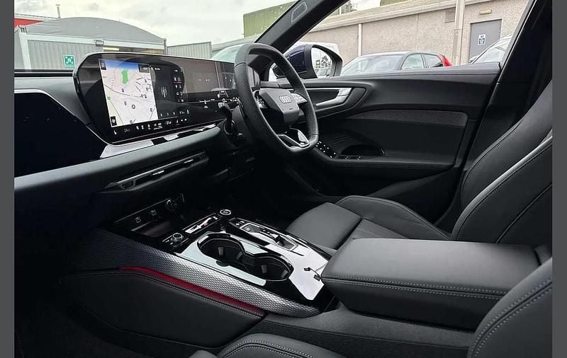 New Audi A5 S-Line 200 HP (147 kW) 2026 Blue Estate