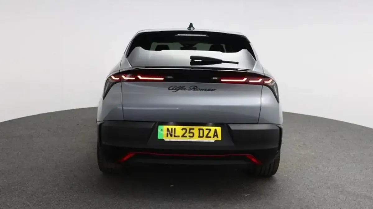 Used Alfa Romeo Junior Veloce 202 kW (276 HP) 2025 Grey SUV