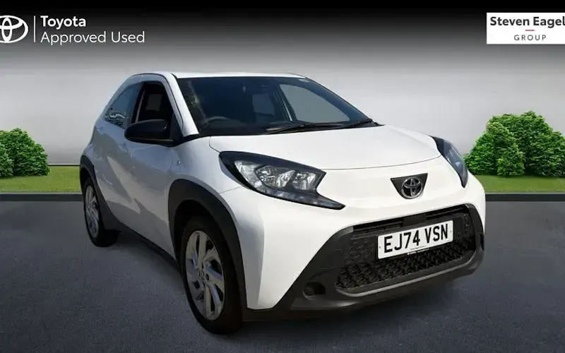 Used Toyota Aygo X PURE 72 HP (52 kW) 2025 SUV