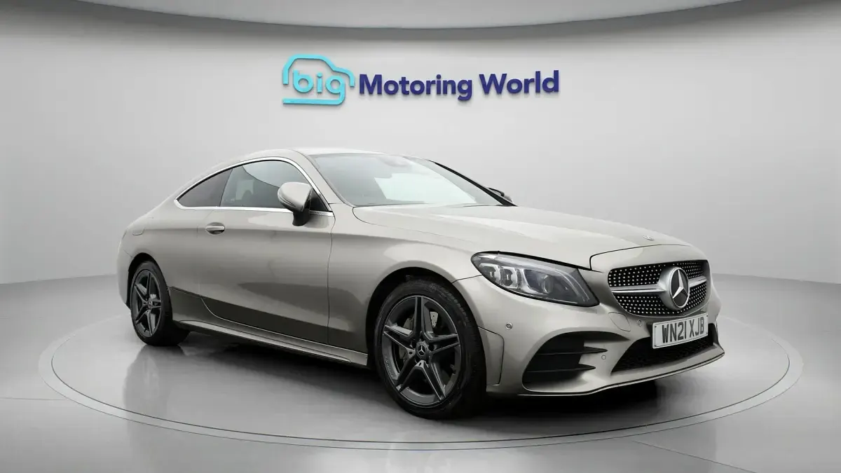Usado Mercedes C300 AMG line 258 CV (189 kW) 2021 Coupe