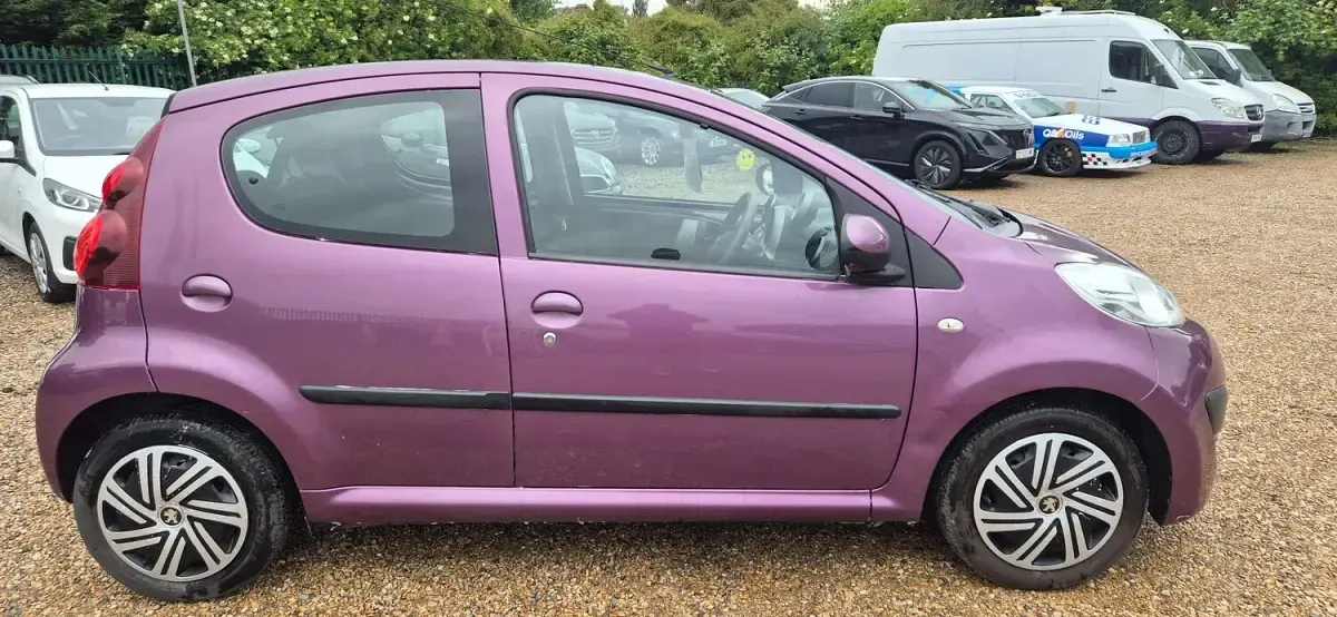 Used Peugeot 107 Active 2014 Mauve/purple Hatchback
