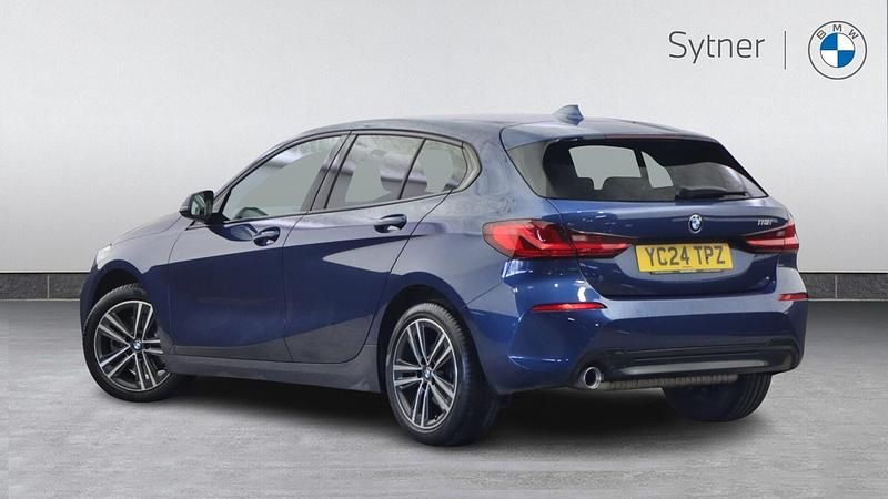 Used BMW 118 Sport Line 134 HP (98 kW) 2024 Blue Hatchback