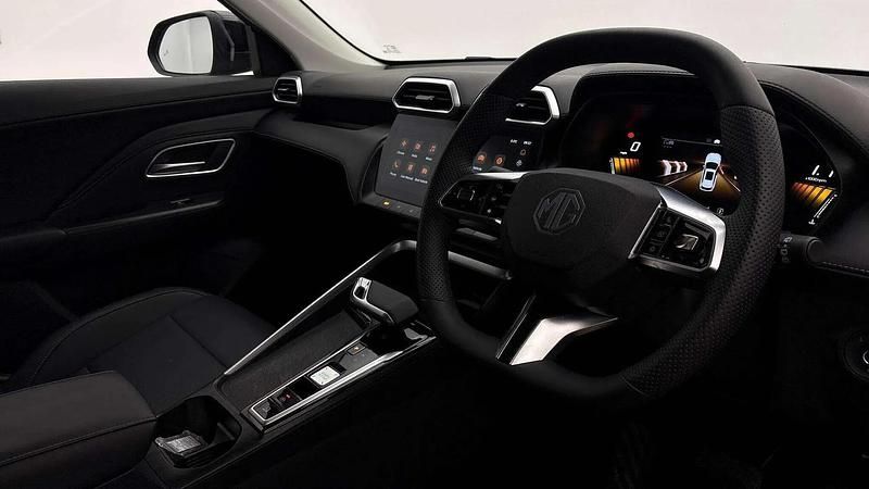 Black Used 2025 MG ZS Trophy SUV | £19,450 (Fair price) - Image 1/4