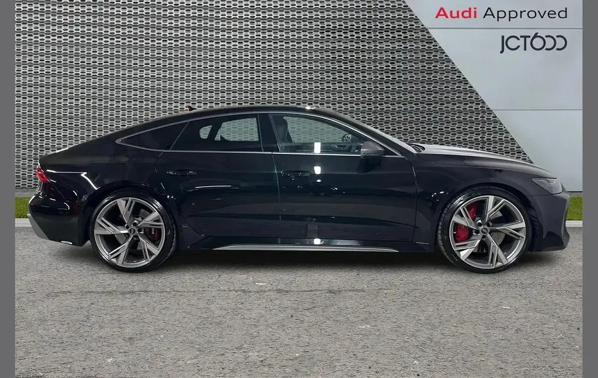 Used Audi RS7 Performance 620 HP (456 kW) 2023 Black Hatchback