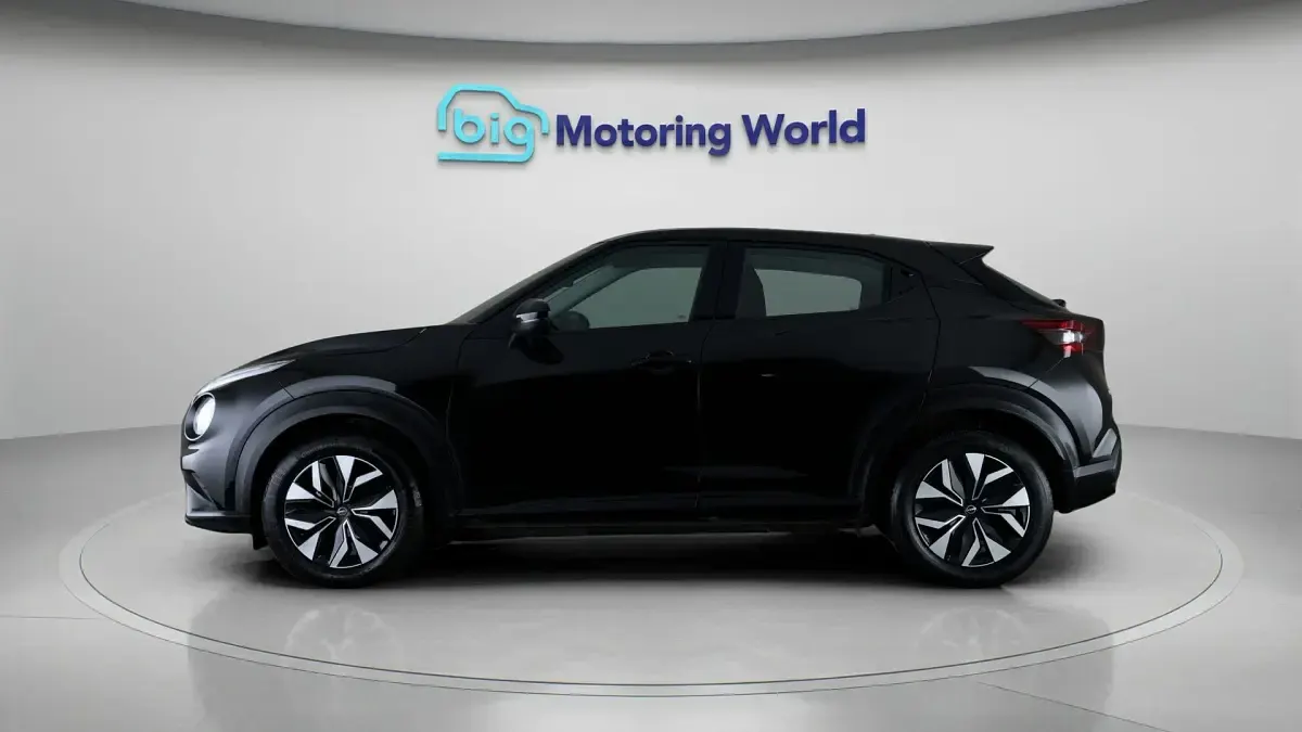 Used Nissan Juke Acenta 114 HP (83 kW) 2022 Black SUV