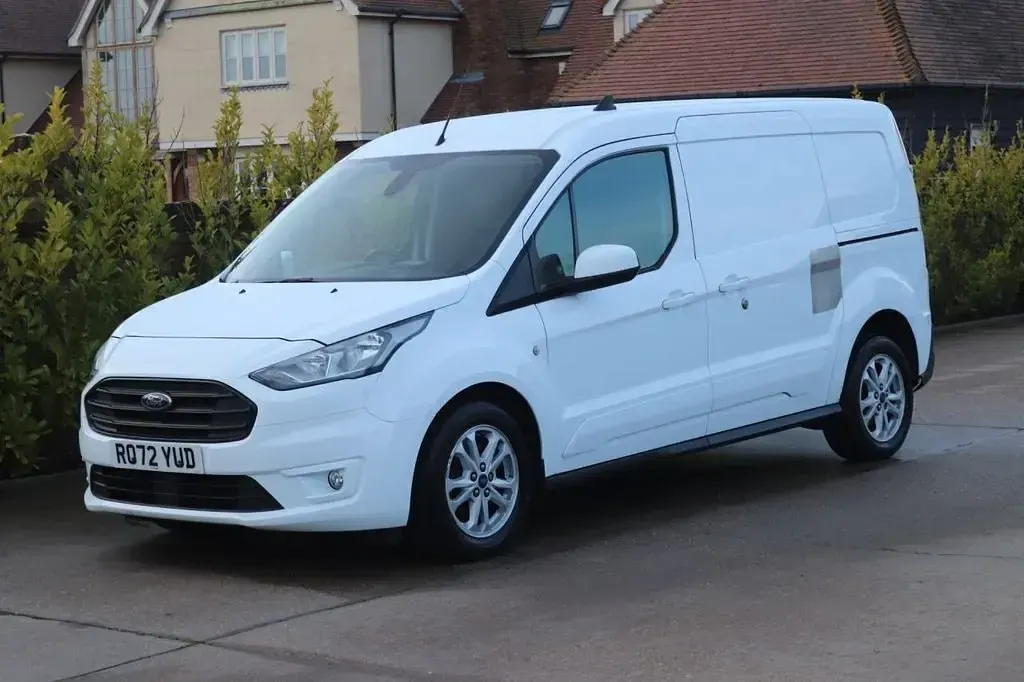 Used Ford Transit Connect Limited 120 HP (88 kW) 2022 White MPV