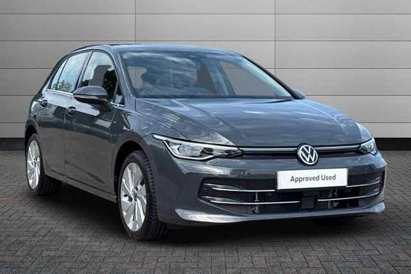 Used VW Golf VIII 200 HP (147 kW) 2025