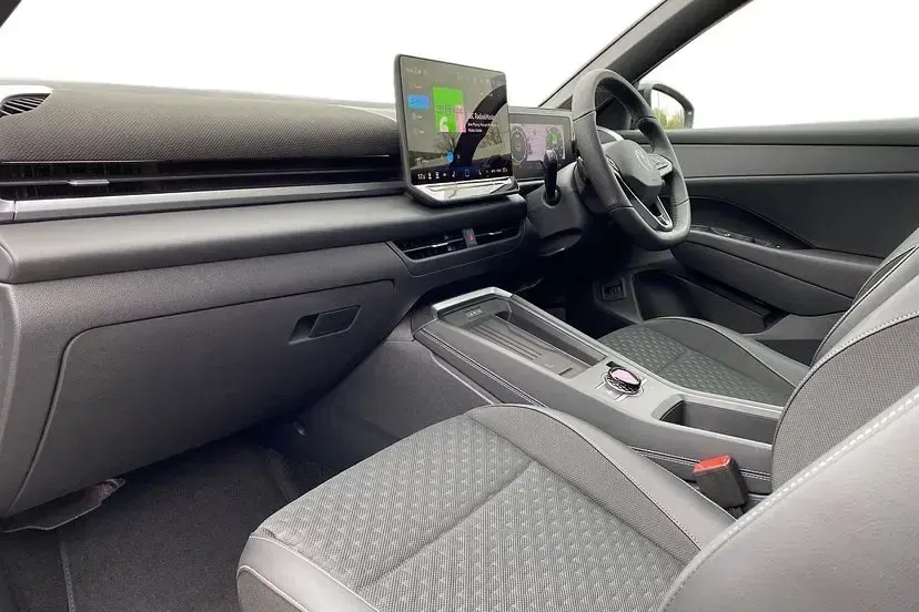 New VW T-Roc R-line 150 HP (110 kW) 2026 Grenadilla black SUV