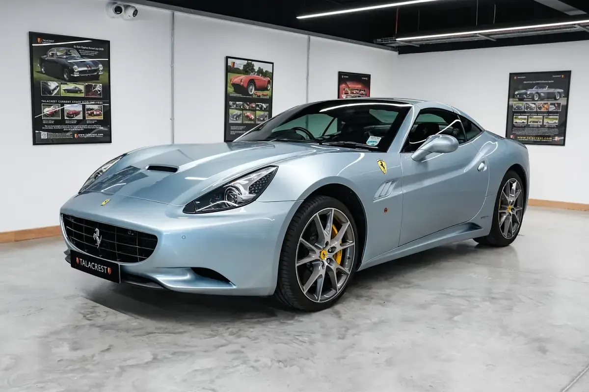 Used Ferrari California 483 HP (355 kW) 2011 Grey Cabriolet