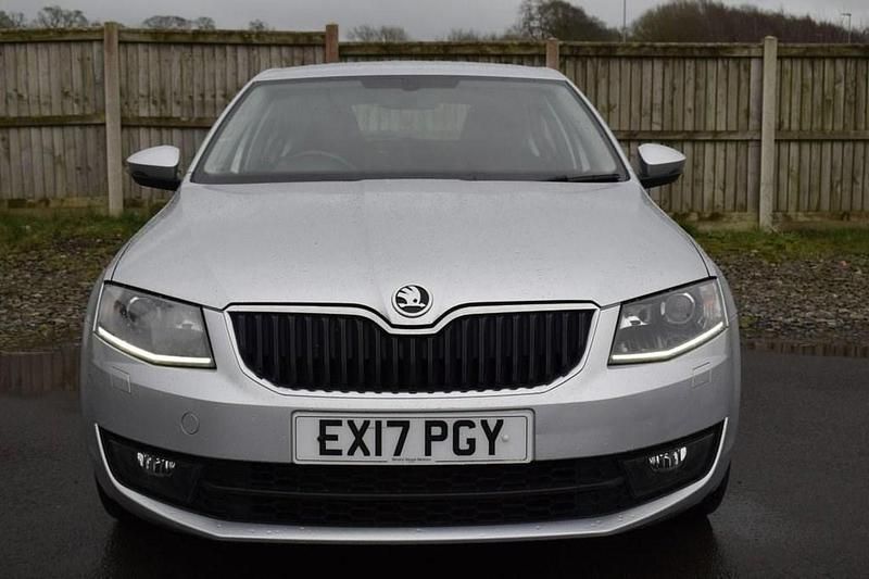 Used Skoda Octavia Sport 110 HP (80 kW) 2017 Silver Hatchback