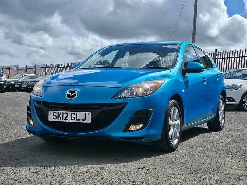 Begagnad Mazda 3 105 HK (77 kW) 2012 Blå Halvkombi