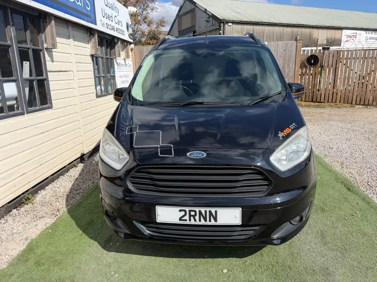 Used Ford Transit Courier Trend 95 HP (69 kW) 2015 Black Van
