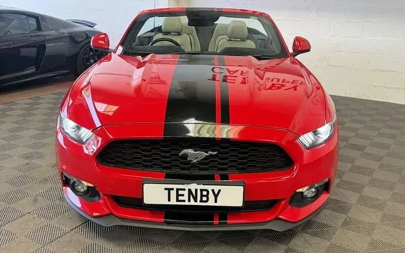 Used Ford Mustang Convertible 317 HP (233 kW) 2016 Red Cabriolet