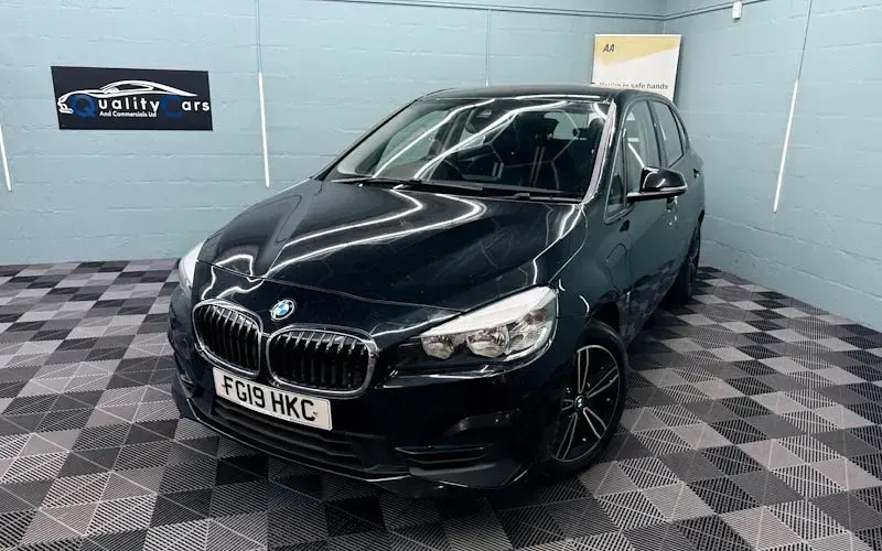 Used BMW 225 Active Tourer Sport Line 224 HP (164 kW) 2020 MPV