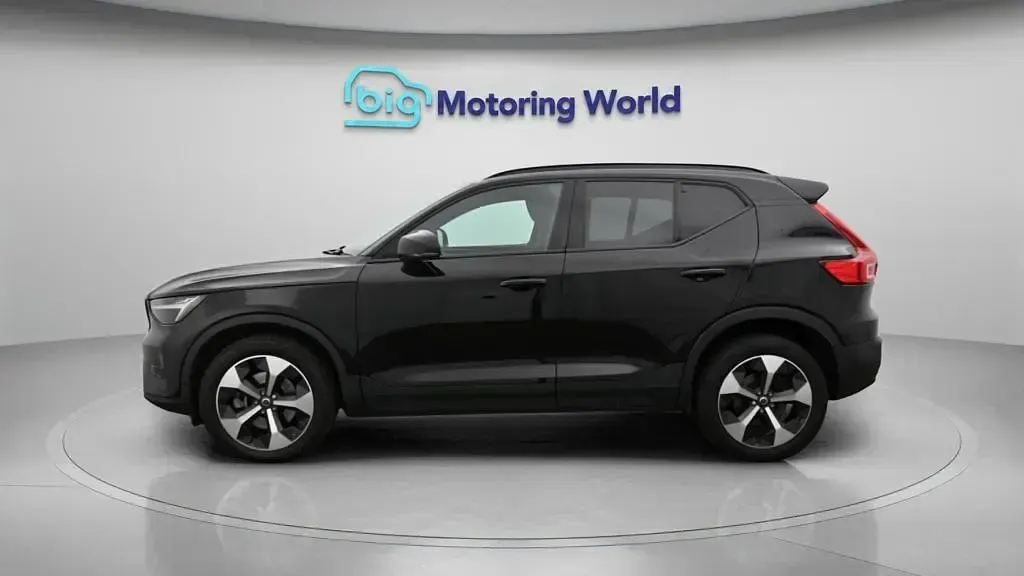 Used Volvo XC40 Plus 163 HP (119 kW) 2023 Black SUV