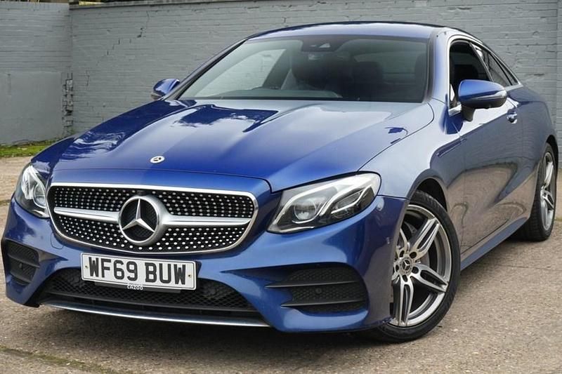 Used Mercedes E220 AMG line 194 HP (142 kW) 2019 Blue Coupe