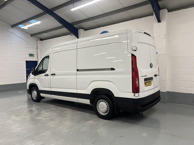 Used Maxus V90 163 HP (119 kW) 2023 White Van