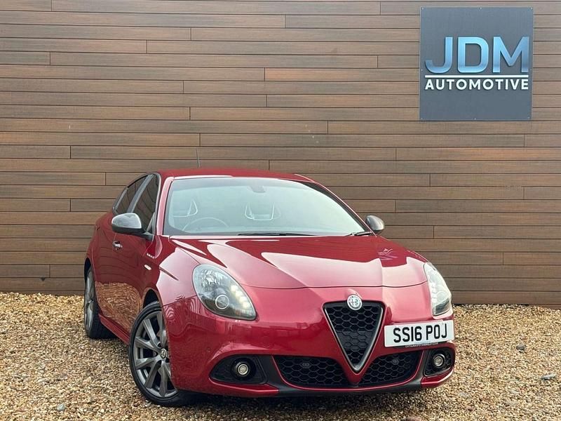 Red Used 2016 Alfa Romeo Giulietta Veloce Hatchback | £9,995 - Image 1/3