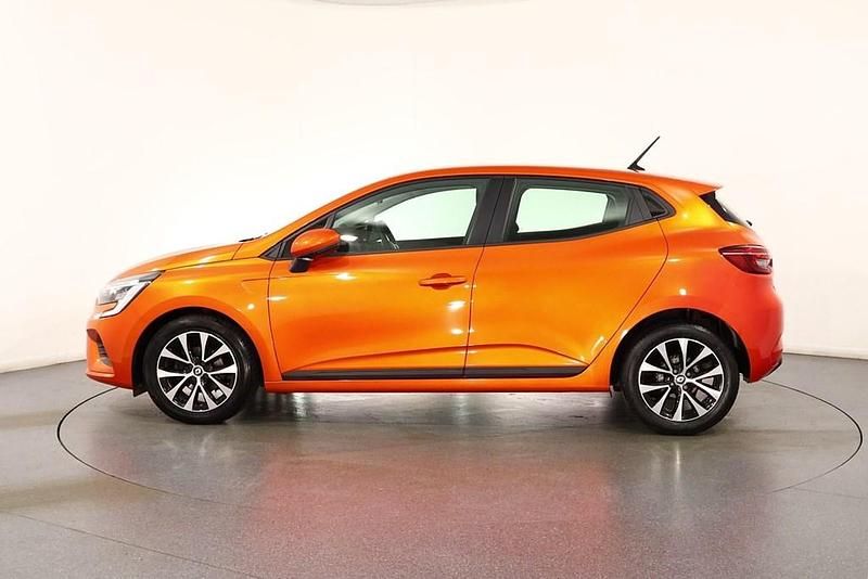 Używany Renault Clio V Iconic 2022 Pomarańczowy Hatchback