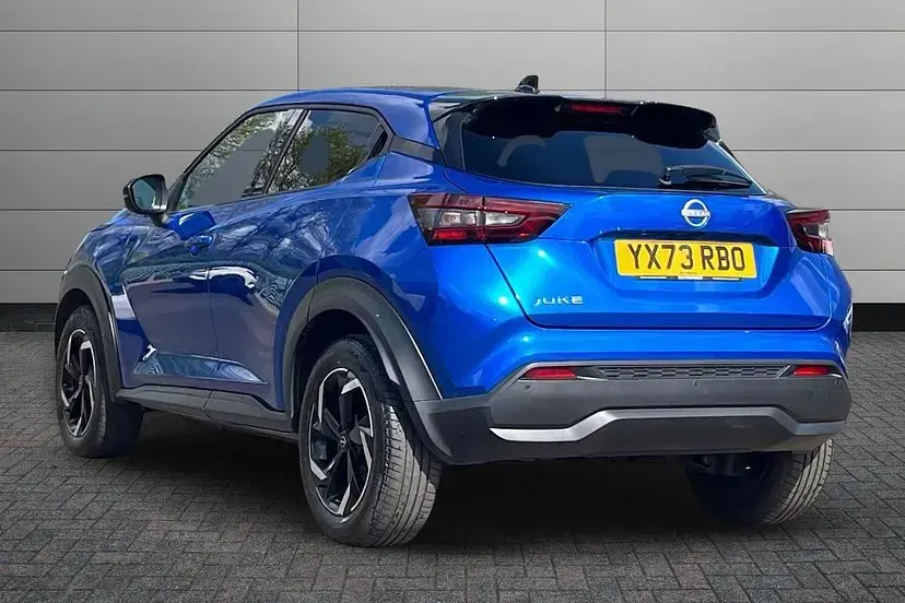 Used Nissan Juke N-Connecta 114 HP (83 kW) 2023 Magnetic blue SUV