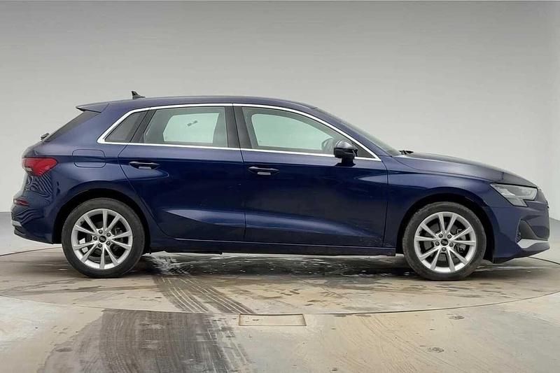 Used Audi A3 e-tron Sport 204 HP (150 kW) 2025 Blue Hatchback