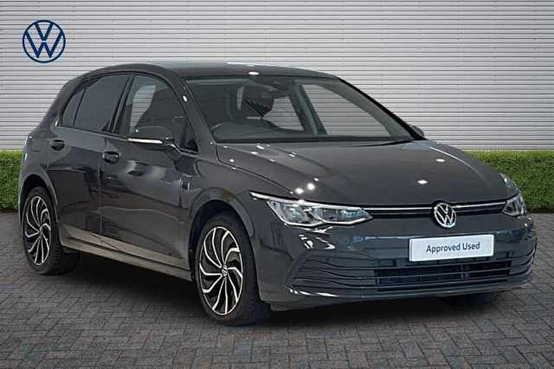 Used VW Golf VIII Life 115 HP (84 kW) 2023 Grey Hatchback