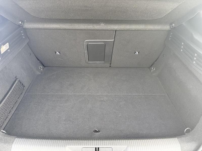 Used Peugeot 308 GTi 222 HP (163 kW) 2024 Black Hatchback