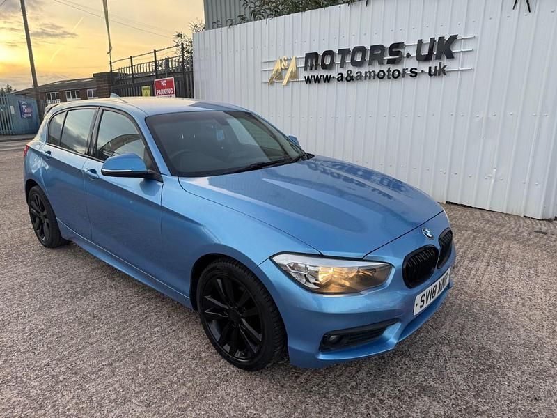 Used BMW 118 Sport Line 2018 Blue Hatchback